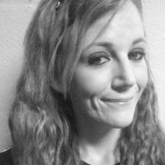 Meet your Posher, Chelsea - Picture 1 of 3